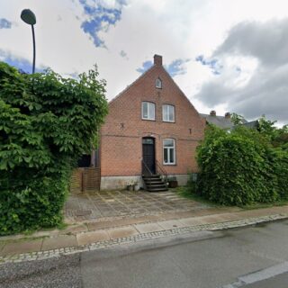 Villa med ny åbning i bærende væg i Charlottenlund