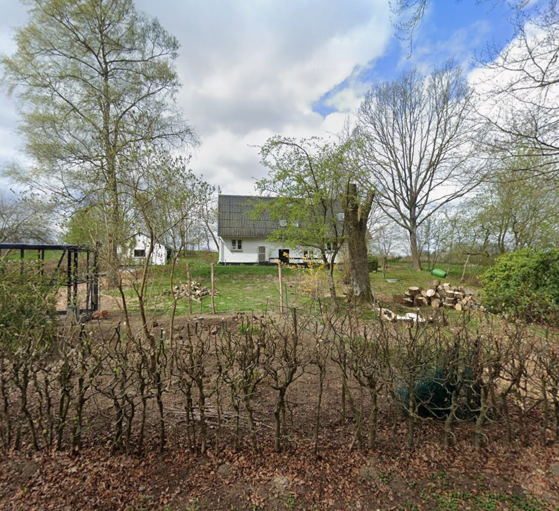 Villa i Hvalsø med nye ovenlysvinduer og statiske beregninger